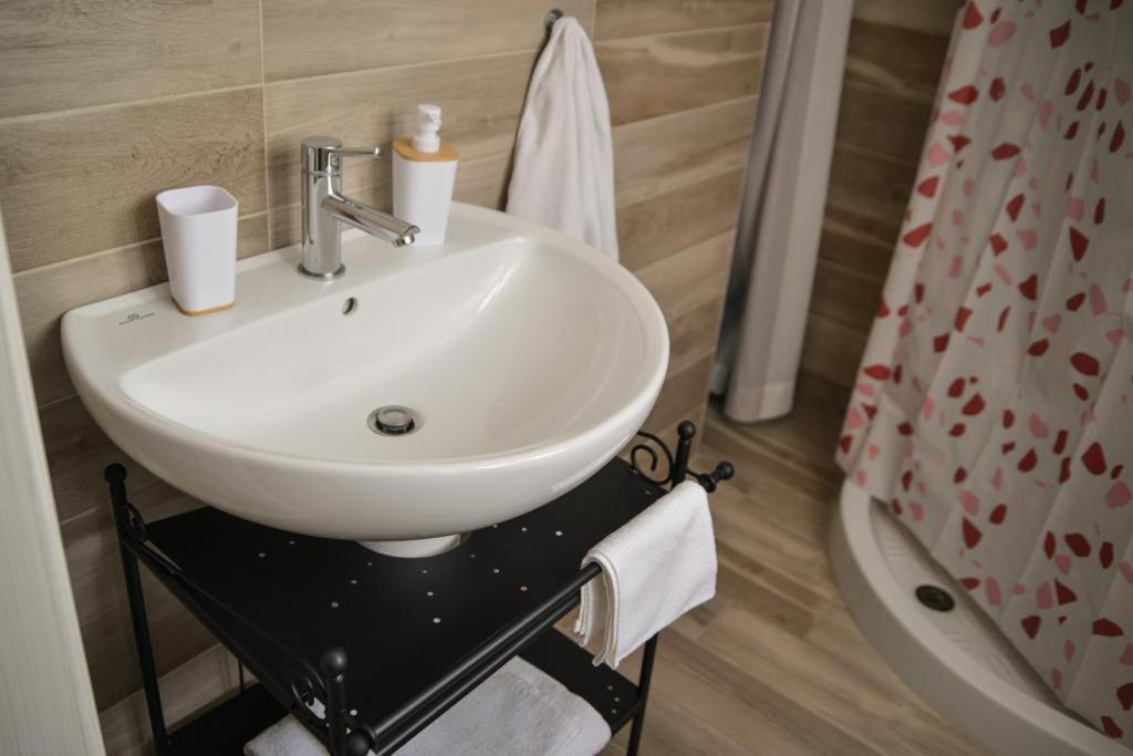 Puntamare Apartment Бриндизи Екстериор снимка